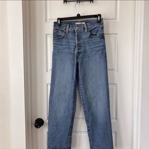 Levi's Light Blue Straight Leg Women's Jeans